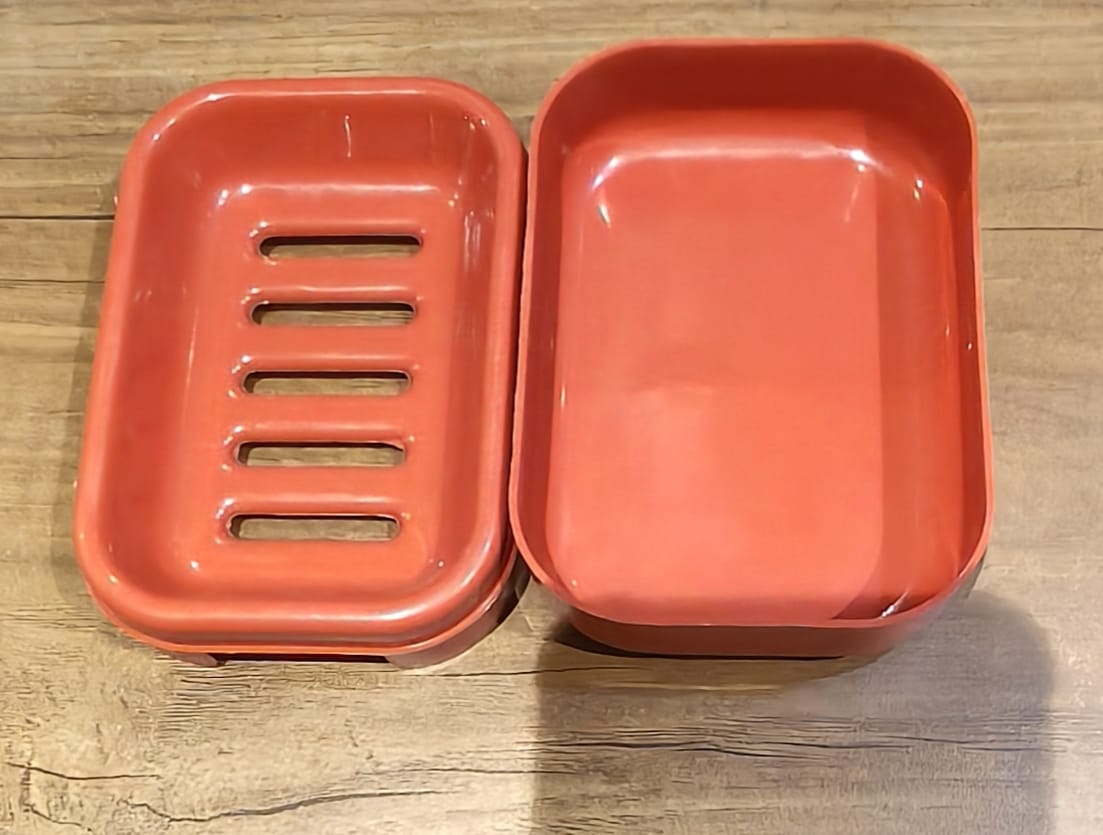 Premium Quality Rectangular Brick Red Plastic Soap Case (1 Pc)