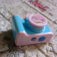 Camera Shape Pencil Sharpener – Stylish & Lightweight Manual Sharpener for Kids & Office Use (1 Pc)