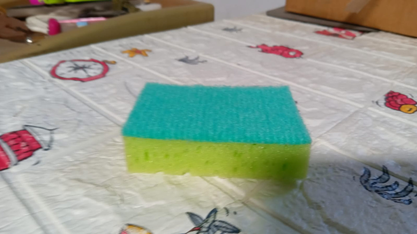 2-in-1 Multi-Purpose Scrub Sponge – Wear Resistant Dish & Furniture Cleaner (1 Pc)